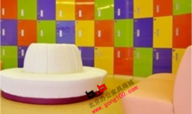 艺术沙发正面图