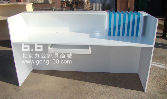 经典竖条前台背面图